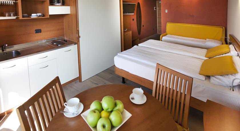 Ambienthotel Spiaggia Malcesine Ngoại thất bức ảnh